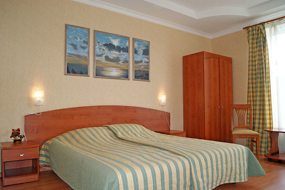 Hotel Svet Mayaka Sztrelna Kültér fotó
